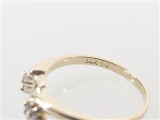 14K Yellow Gold APX 1/10 CTW Round Diamond Ring Guard Sz 6.25